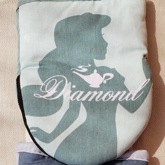 BNWT Disney Princess Neoprene Mini Oven Mitts, 2pk-Heat Resistant (OS) - Picture 4 of 6